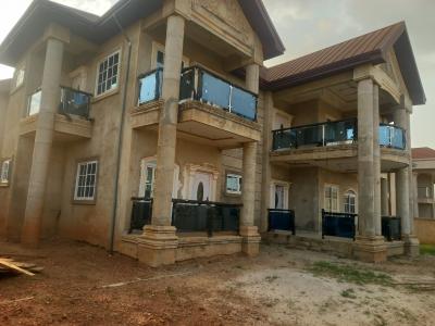 7 Bedrooms, Santasi Road., Kumasi Metropolitan, Ashanti, House for Sale