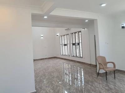 Four Bedrooms with Boys Quarters and a Big Compound House with Land Ti — Spintex, Accra