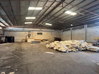1100 Square Meter Warehouse, North Industrial Area, North Kaneshie, Accra, Commercial Property for Rent