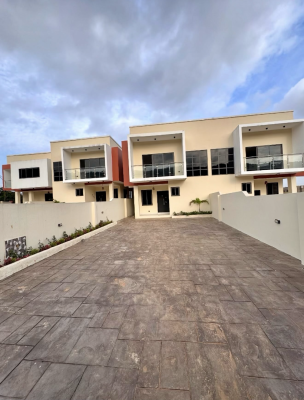 4 Bedroom Duplex, Oyarifa, Adenta Municipal, Accra, Semi-detached Duplex for Sale