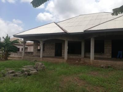 4 Bedrooms on 2 Plots at Kumasi, Tec Appiadu Donyina, Kwadaso, Kumasi Metropolitan, Ashanti, Detached Bungalow for Sale