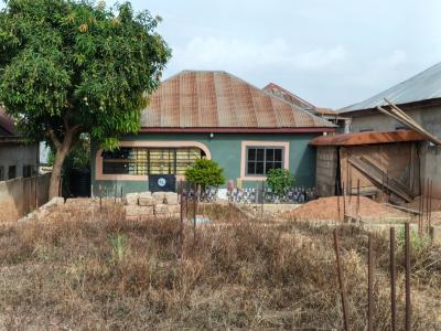 2 Bedroom, Atimatim Edwenease, Near Pankrono., Kumasi Metropolitan, Ashanti, House for Sale