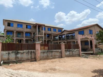 School         ( 18 Class Rooms), Fawoade, on Tafo Pankrono Road., Kumasi Metropolitan, Ashanti, School for Sale