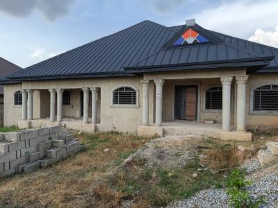 6 Bedrooms, Kenyasi Saaman, Near Bosore., Kumasi Metropolitan, Ashanti, House for Sale