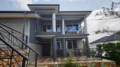 Executive 5 Master Bedrooms Storey House on 3 Plots, Aburi, Akuapim South Municipal, Eastern Region, Detached Duplex for Sale