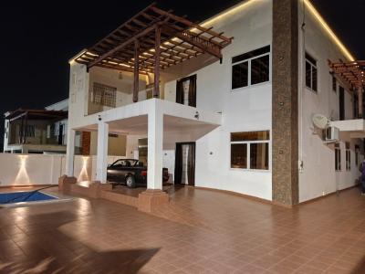 4 Bedrooms, Kwamo, on Kumsi / Ejisu Road, Kumasi Metropolitan, Ashanti, House for Sale