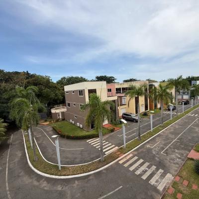 Executive 5-bedroom, North Ridge, Accra, House for Rent