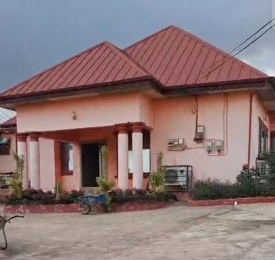 6 Bedrooms, Sokoban Asaago, Near Ahodwo Daban., Kumasi Metropolitan, Ashanti, House for Sale
