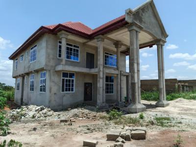 5 Bedrooms. ( Kumasi Ejisu Road), Kumasi Ejisu Road., Ejisu-juaben Municipal, Ashanti, House for Sale