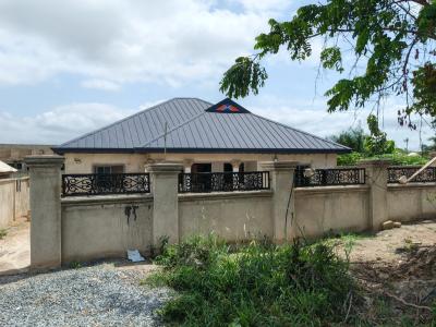 5 Bedrooms ( Near Kenyasi) Kumasi., Near Kenyasi, Kumasi., Kwabre, Ashanti, House for Sale