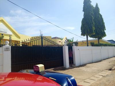 4 Bedroom House on Tarred Road, Osofo Dadzie Area, Dansoman, Accra, House for Sale