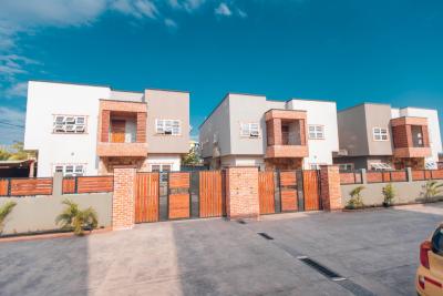 Executive 4 Bedrooms Townhouse, Galaxy International School Road, East Legon, Accra, Townhouse for Sale