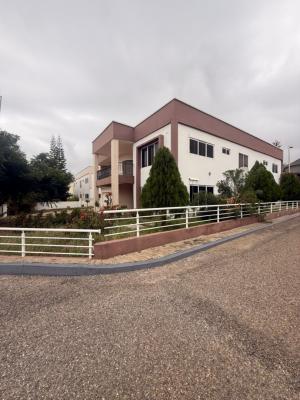 Executive Self Compound 4 Bedrooms, Cantonments, Accra, House for Rent