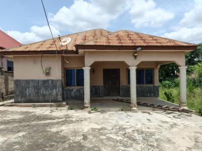 4 Bedrooms, Kenyasi Brofoyeduru / Bosore., Kumasi Metropolitan, Ashanti, House for Sale