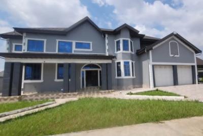 5 Bedrooms, Apaaso,  Near Ahodwo Daban., Kumasi Metropolitan, Ashanti, House for Sale