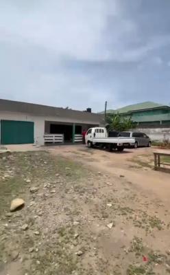 Titled Old 3brm House at North Dzorwulu, Plant Pool Area, Accra, Plant Pool Area, North Dzorwulu, Accra, Detached Bungalow for Sale