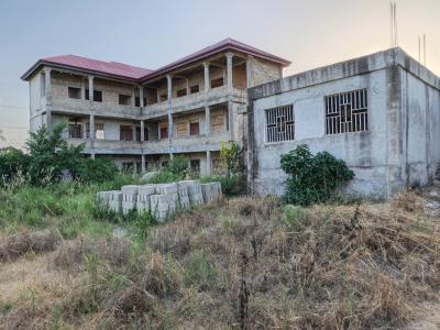 School, Adesina, Near Kenyasi Abrem., Kumasi Metropolitan, Ashanti, School for Sale