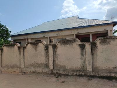 5 Bedrooms.    ( Abrem New Town), Kenyasi Abrem New Town., Kumasi Metropolitan, Ashanti, House for Sale