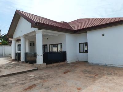 5 Bedrooms, Santasi Kotwi, Kumasi Metropolitan, Ashanti, House for Sale