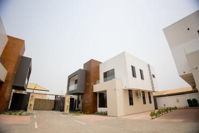 4 Bedroom Townhouse with in a Gated Community with Swimming Pool, Nanakrom, East Legon, Accra, Townhouse for Sale