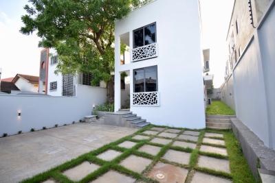 Detached 4 Bedroom Duplex with Rooftop Terrace, East Airport, Airport Residential Area, Accra, Detached Duplex for Sale