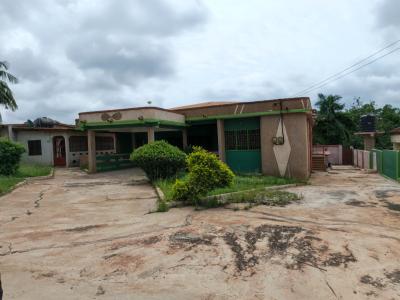 5 Bedrooms, Suame, Near Abrepo Junction., Kumasi Metropolitan, Ashanti, House for Rent