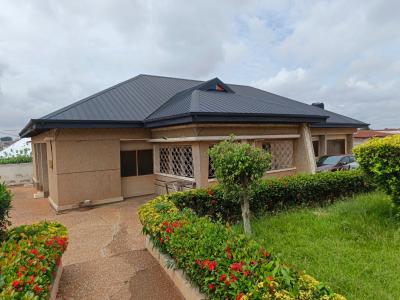 5 Bedrooms House, Suame, Near Abrepo Junction., Kumasi Metropolitan, Ashanti, House for Sale