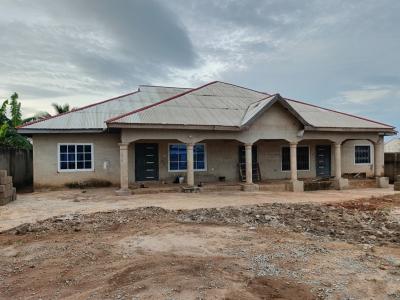 6 Bedrooms.      ( Plot / Land   130*100 ) Ft., Asuofia Nketia, Near Abrepo Owhim Amanfrom., Kumasi Metropolitan, Ashanti, House for Sale