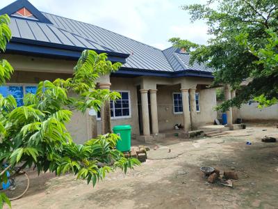 4 Bedrooms, Adesina , Near Kenyasi Abrem., Kumasi Metropolitan, Ashanti, House for Sale