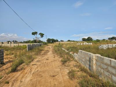 Secure Your Space at Cedar Court, Tema Community 25