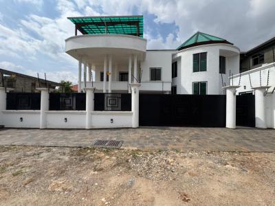 Executive 8 Bedroom House, Ideal for Airbnb.
