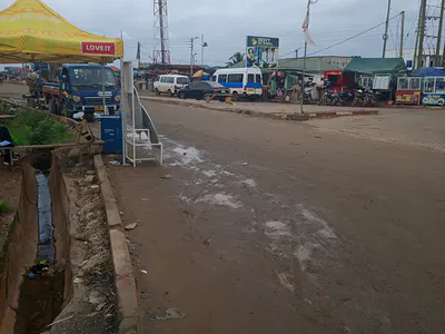 Roadside 6 Plots