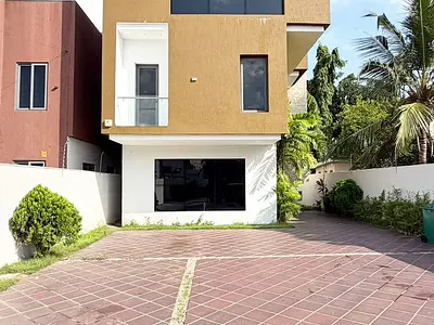 Executive 5 Bedroom