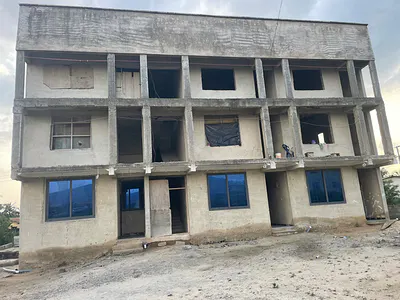 9 Bedroom Apartment