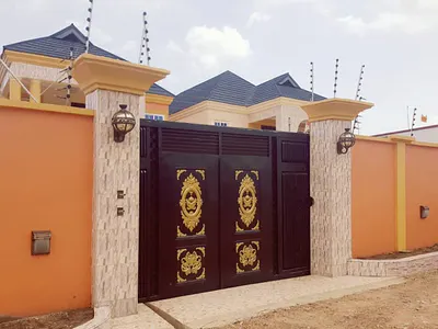 4 Bedroom House