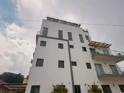 Luxury Furnished 2-Bedroom Apartment to Let