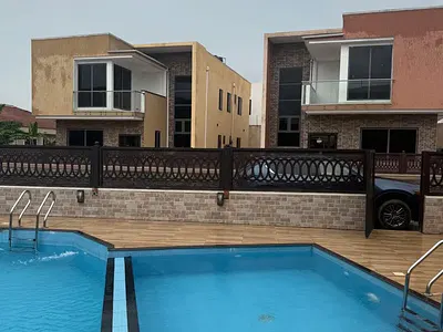 Executive 4 Bedrooms
