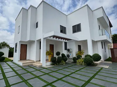 Executive 4 Bedroom