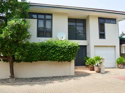 3 Bedroom Townhouse in a Gated Community with Swimming Pool and Gym