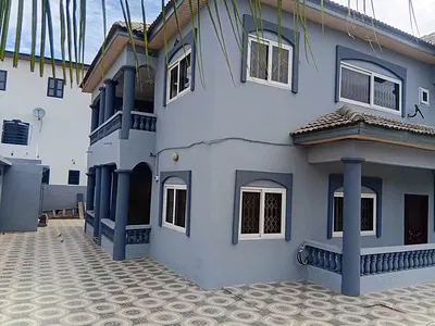 Executive 7 Bedrooms House