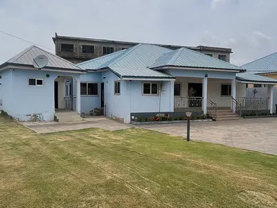 3 Bedrooms at Achimota Mile7