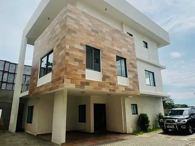 Executive 4 Bedroom