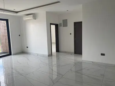Modern Elegant 2 Bedroom Apartment