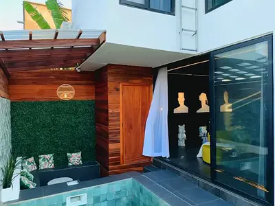 A Luxurious 3 Bedroom Airbnb