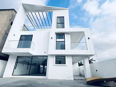 4 Bedroom House with Boys Quarters and Pool at East Legon
