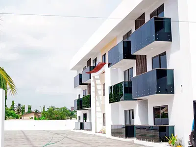 A Luxurious 2 Bedroom Airbnb in North Legon, Accra