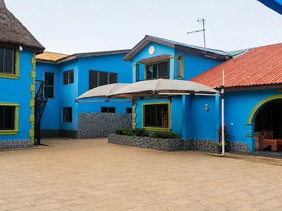7 Bedroom Duplex with Big Compound