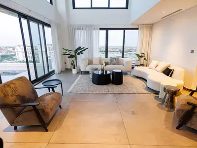 Luxe 4 Penthouse with Maid's Quarters + Private Pool