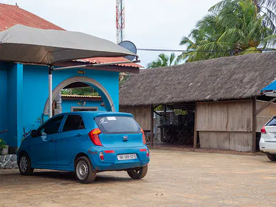 7 Bedroom House for Rent with Big Compound