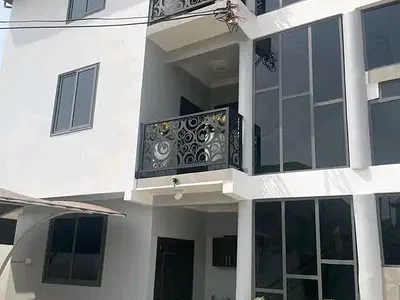 Luxury 2-Bedroom Apartment